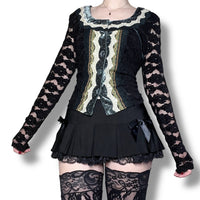 y2k whimsigoth lace top (m-l)
