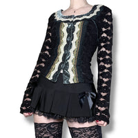 y2k whimsigoth lace top (m-l)