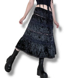 dark arts shimmery y2k midi skirt (m)